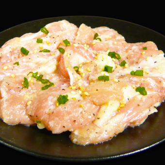鶏カルビ　(塩・味噌・辛味噌・バジル・柚子胡椒風味)