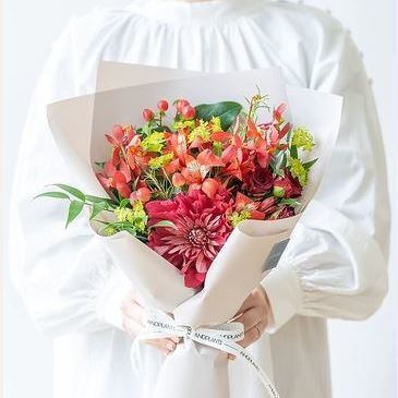 大切なお祝いの日を彩るための各種サービスをご用意しております