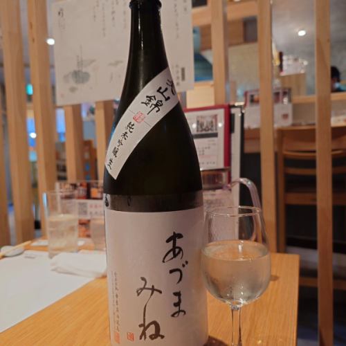 🍶酒吞にし川です🍶
.
過日は7/1(月)に新店舗をグランドオープンいたしました『丸力酒蔵　福島本通り店』でお食事をいたしました✨
合わせるお酒はもちろん、あづまみねでございます😊
.
吉村会長と松本さんとパクさんと、今後の飲食店のあり方や日本酒業界の将来について、いろいろな議論が出来て良かったです✨
素敵な空間をありがとうございます😊
.
#マルリキ #マルリキ天神橋 #大衆酒場マルリキ #酒吞にし川シキスイート京都梅小路ホテル店 #酒呑にし川 #京都にし川 #にし川 #あづまみね #sake #吾妻嶺 #丸力酒蔵福島本通り店 #大阪マルリキ #丸力酒蔵 #和食 #kyoto #京都グルメ #東雲フーズ #愛酒クリーム #일본술 #てんにし #天神橋グルメ #酒呑にし川柳小路店 #居酒屋 #割烹 #日本酒バー #日本酒バル #酒呑にし川河原町五条店 #株式会社にし川