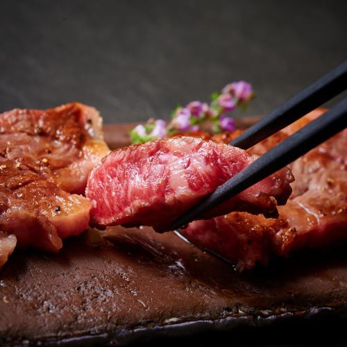 Domestic Japanese black beef sirloin steak