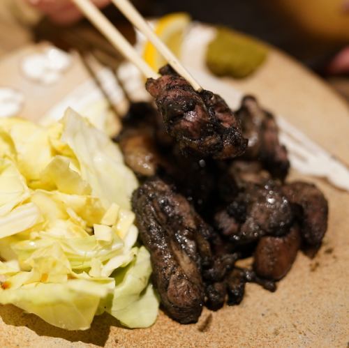 ★名物其ノ参★綾の地鶏のもも焼き！アルコールのお供の大定番！食材と食感に「こだわり」アリ！