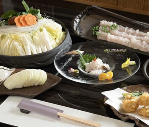 夏期限定　活ハモ料理