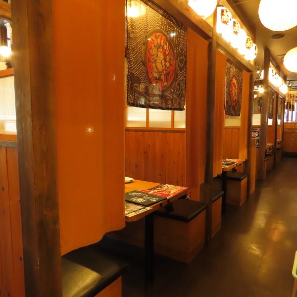 We also have semi-private rooms where you can relax and relax ♪ Please make your reservation early!