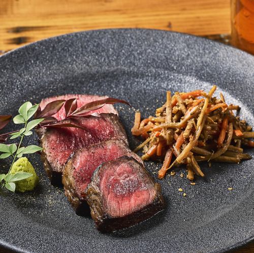 엄선 식재료를 사치스럽게 사용