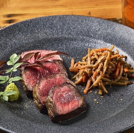 마쓰자카 쇠고기 우치 모모 고기 스테이크