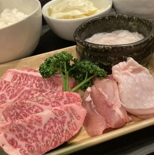 定食やカレーなど豊富な種類のランチをご用意☆