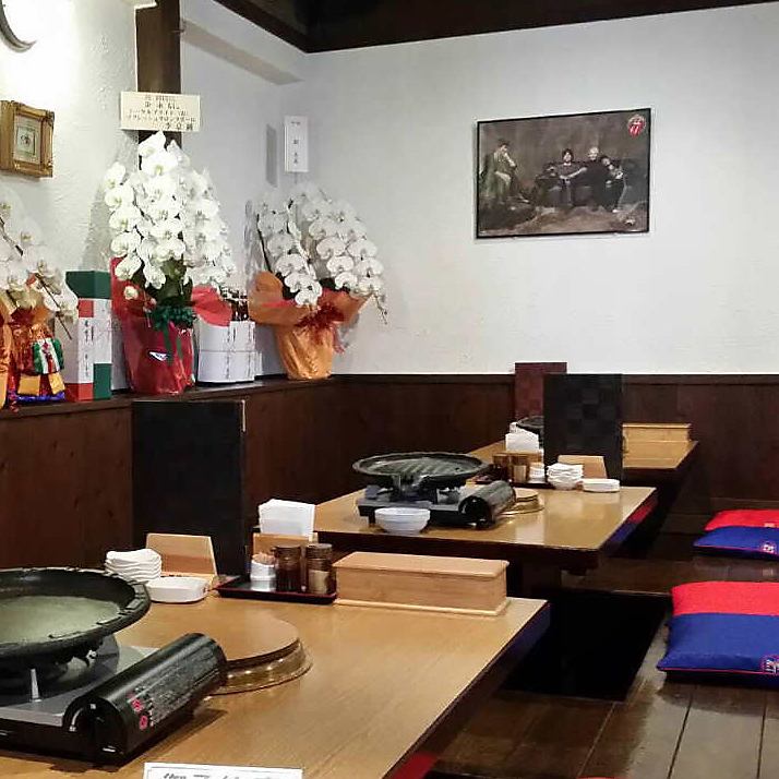 Inside the store, which has the image of a homely set meal restaurant in an alley in South Korea ☆