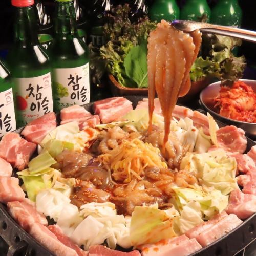 【前日予約制!タコと豚肉の最強コラボ◎】チュクミサムギョプサル+選べる料理3品(1人前)※2人前注文