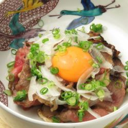 Straw-broiled Wagyu beef