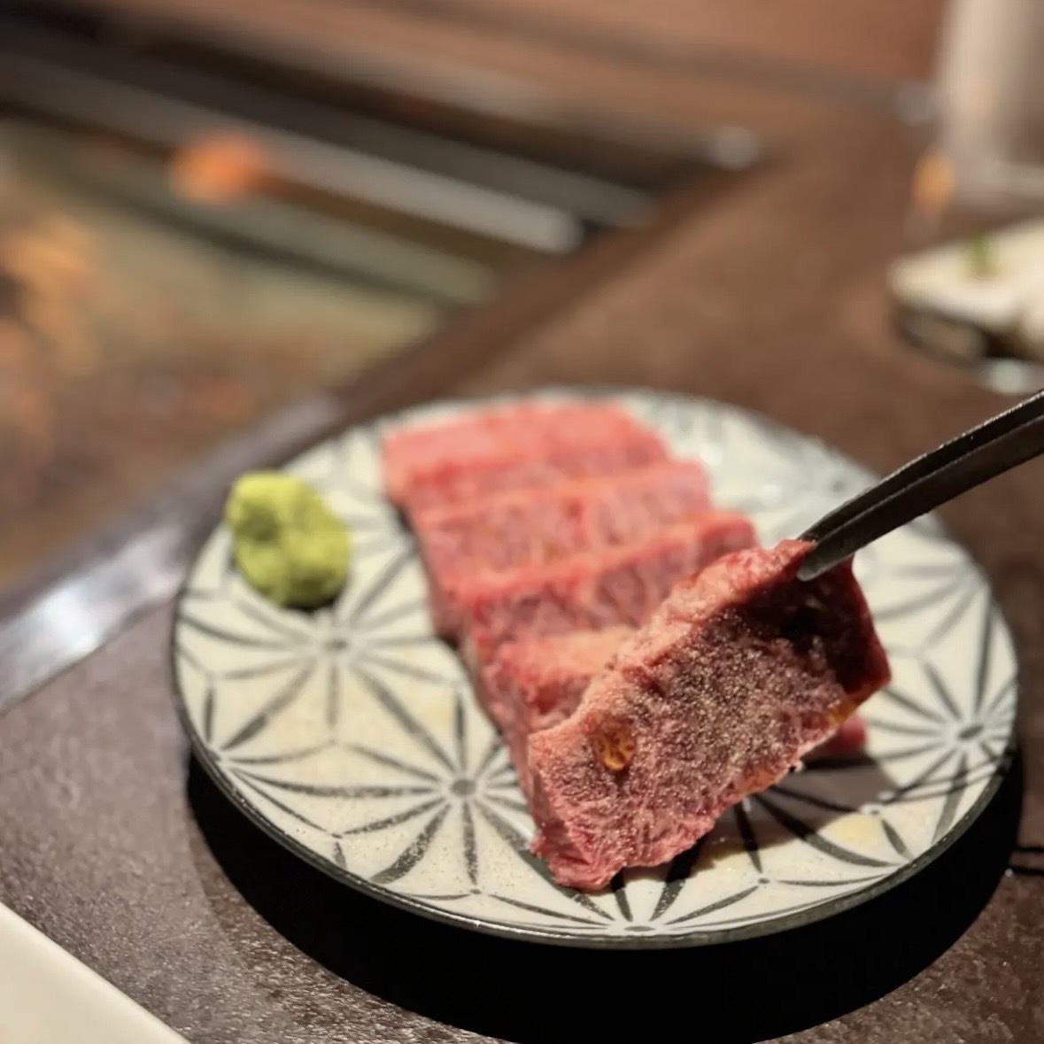 半個室の難波・心斎橋にある焼肉屋　デートや記念日利用など様々な利用シーンに♪