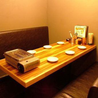 Private room table seats for 6 people.Popular with families!