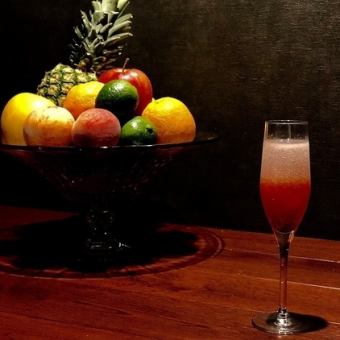 【個室 1時間30分飲み放題】カクテル/ノンアルカクテル/ビール/ワイン/ソフトドリンクおつまみ付