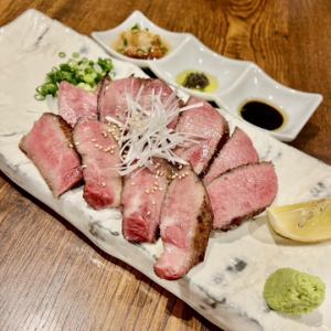 極上芯中たんの厚切りステーキ(160g)3種ソース