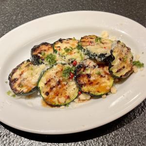 Charcoal-grilled zucchini from Chofu
