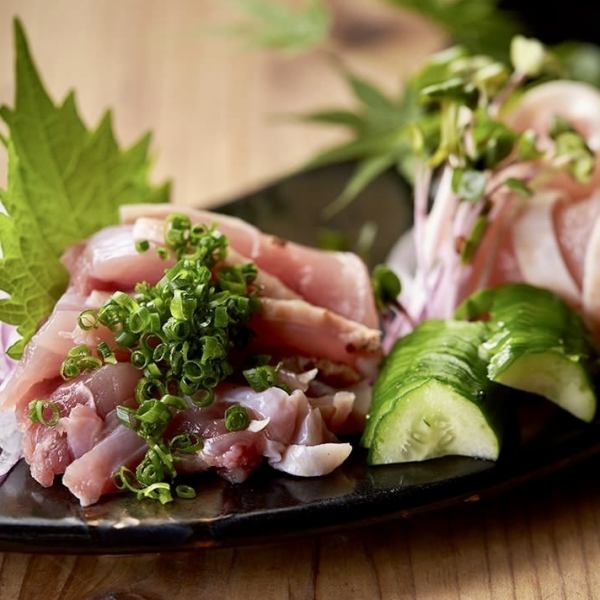【アラカルト必須】★炭火焼き鳥1本50円や日本海鮮魚のお造り、鶏刺しが極上に旨い!幹事様無料クーポン有