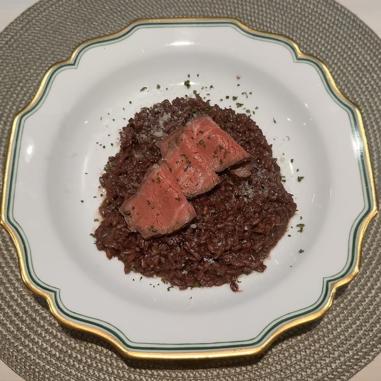 黑毛和牛红酒烩饭