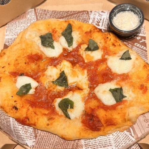 アルティバー特製　グルメ・ピッツア　４種類の中からお選びいただけます◎　【税込1,620円から】