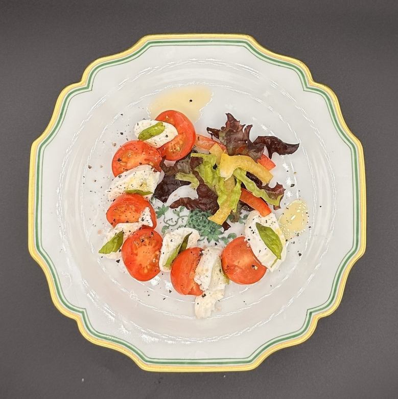 水牛马苏里拉奶酪沙拉