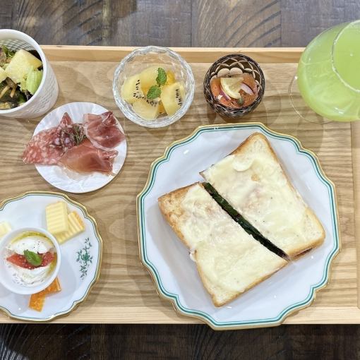 モーニングセット　ザ・モーニング　デリュクス　【1980円】