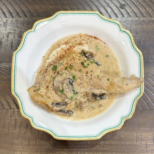 Chicken fricassee made with bone-in chicken thighs from Kyotanba