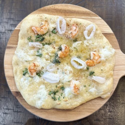 ブランチセット　海老、ヤリイカとアンチョビの海鮮ピッツア　【税込2,480円】