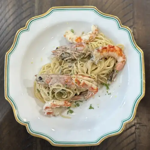赤海老のビスク風パスタ・リングイーネ