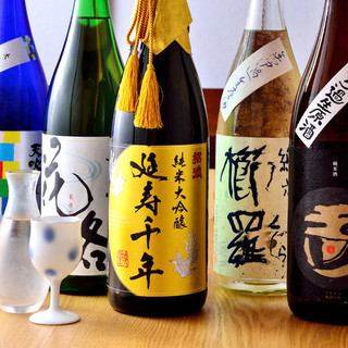 【日本酒全種飲み放題も2000円でご用意◎】和食にかかせない日本酒を豊富にご用意しております♪