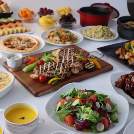 신춘 NEWYEAR 런치 뷔페 2026 제2부 OPEN13:00~14:30 (90분)