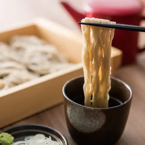 Enjoy Niigata's gourmet food!