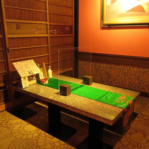 A completely private room with a relaxed atmosphere is attractive.Also on special days such as entertainment, meeting and celebrations.Please feel free to contact the store and contact us.From the popular horigotatsu private room to the private room with table seats, you can use it according to the scene.