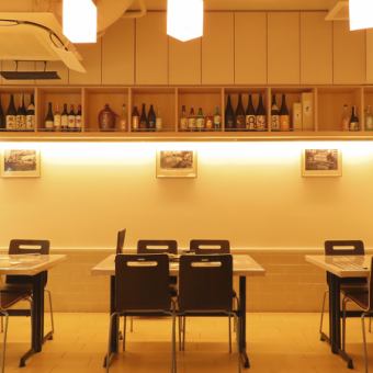 ４名様用テーブル席です。