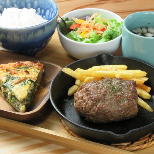 Shizuoka Hamburger-Enjoy with salt and pepper