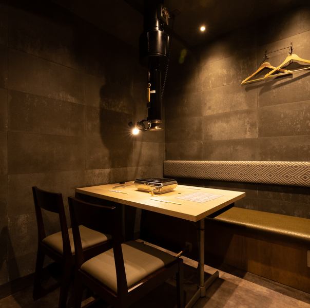 It's a private room space that you can enjoy without worrying about the people next to you! It can be used in a variety of situations.The private rooms can be connected and can accommodate up to 20 people, so please use them for parties and other occasions.