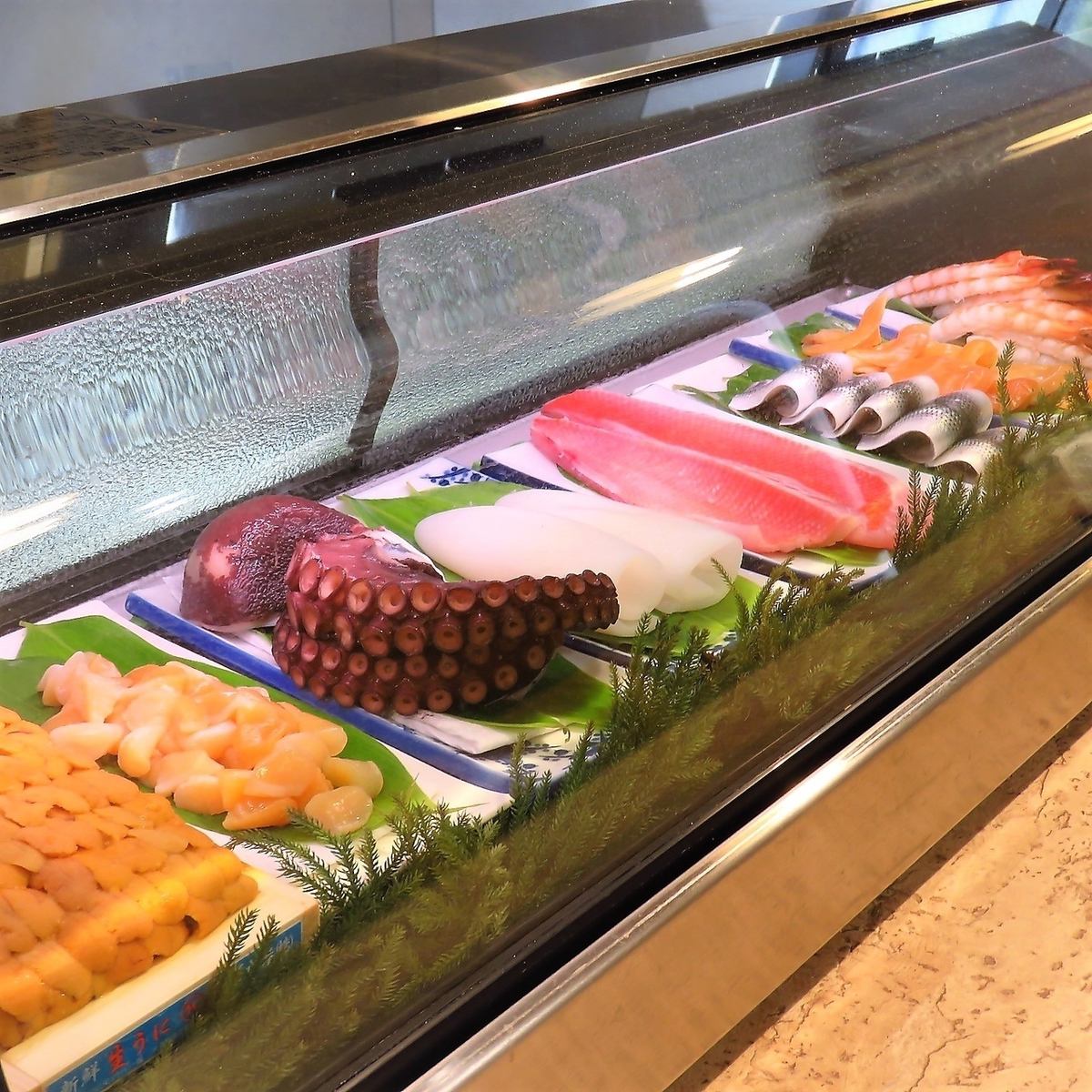 We offer carefully selected seafood at a price that matches Kawaguchi.