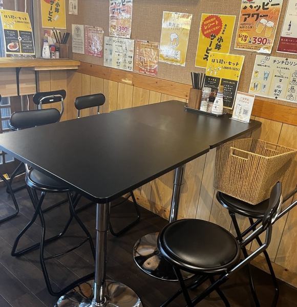 最大16名様まで貸切対応OK！周りを気にせずわいわい楽しめるスペースをご用意しています。会社の宴会や歓送迎会などの集まりにぴったりの環境で、仲間と共に特別な時間を共有できます。楽しい会話や美味しい料理と共に、心に残る思い出を作ってください♪賑やかな時間をお楽しみいただけること間違いありません★