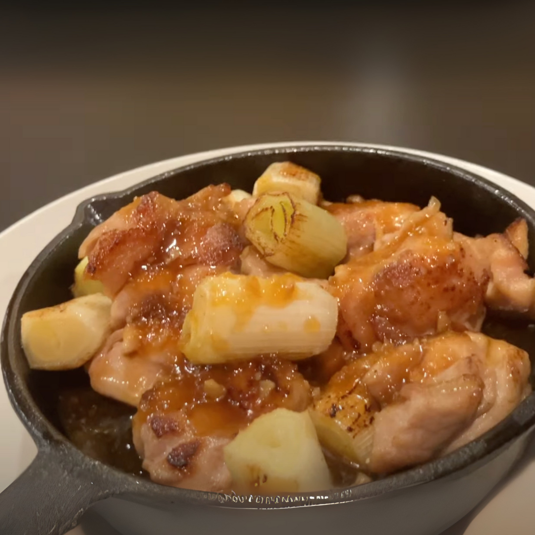 上田市名物の美味だれを使用した絶品の焼き鳥や、信州の地酒をお楽しみくださいませ♪