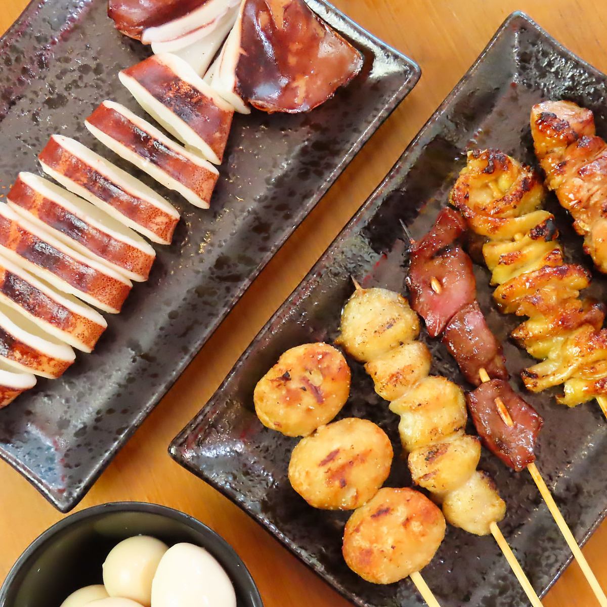 自家製のタレと塩で焼き鳥が楽しめます！！！