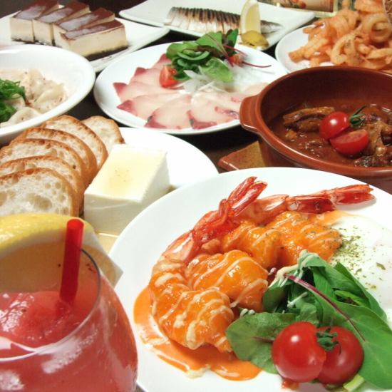女子派對套餐包含2小時無限暢飲，3000日圓起。滿足套餐同樣包含2小時無限暢飲，3600日圓起。