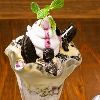 クッキー＆クリームサンデー／メイプルナッツサンデー
