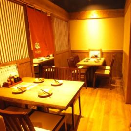 It is possible to use a semi-private room for about 10 people ◎ It is a popular seat, so make an early reservation ☆