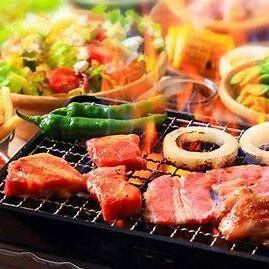 [C/Domestic Wagyu Beef! Empty-handed BBQ] Includes 3 hours of all-you-can-drink♪ Meat-focused BBQ! 11 dishes including beef ribs [2,980 yen]