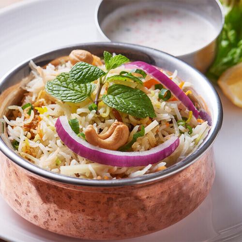 ハイデラバディ ビリヤニ(ライタ付き) Hyderabadi Biryani