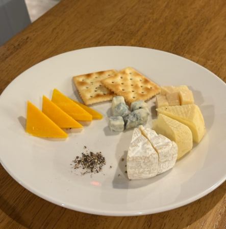 チーズ盛り合わせ