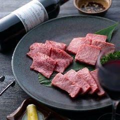 【요리만 ◇야키니쿠 프리미엄 코스】엄선 고베 쇠고기 야키니쿠, 유케나 고기 초밥까지 호화로운 호화 플랜