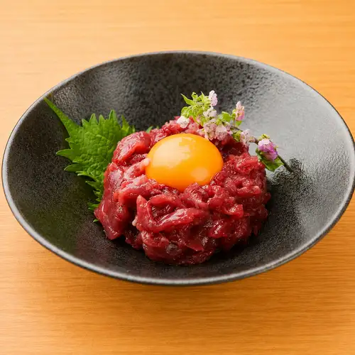 桜ユッケ