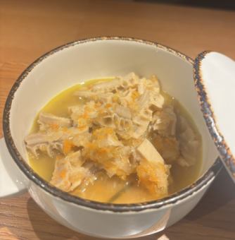 トリッパと豆の白ワイン煮