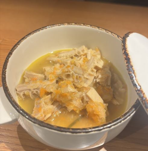 トリッパと豆の白ワイン煮