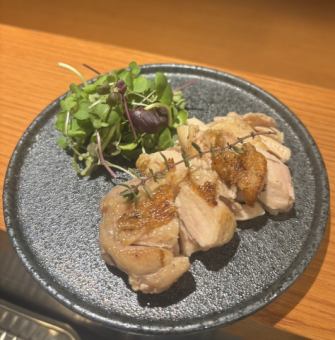 ハーブ香る鶏もも肉のコンフィ