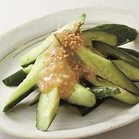 Cucumber (red sauce/white sauce)