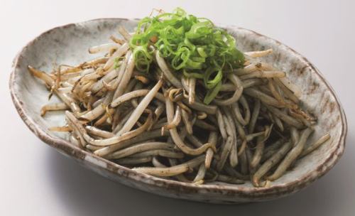 炭火香る黒もやし